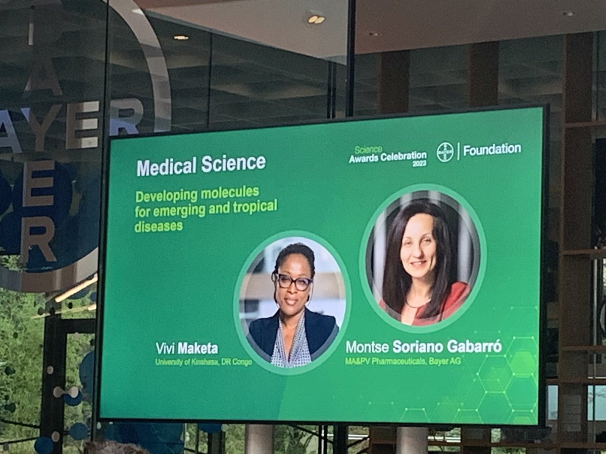 NdjokoKarine's tweet image. Moment de fierté de la femme
 #Afrique #RDC #BlackInSTEM 
#STEM
Ce mercredi 14.02. 
💘💖Occupée à autre chose 
Cérémonie de Remise de Prix d’Excellence en Science. @BayerFoundation 
Notre Alumni @BEBUC_Scholars
Prof.  #ViviMaketa Kudos ✊🏾