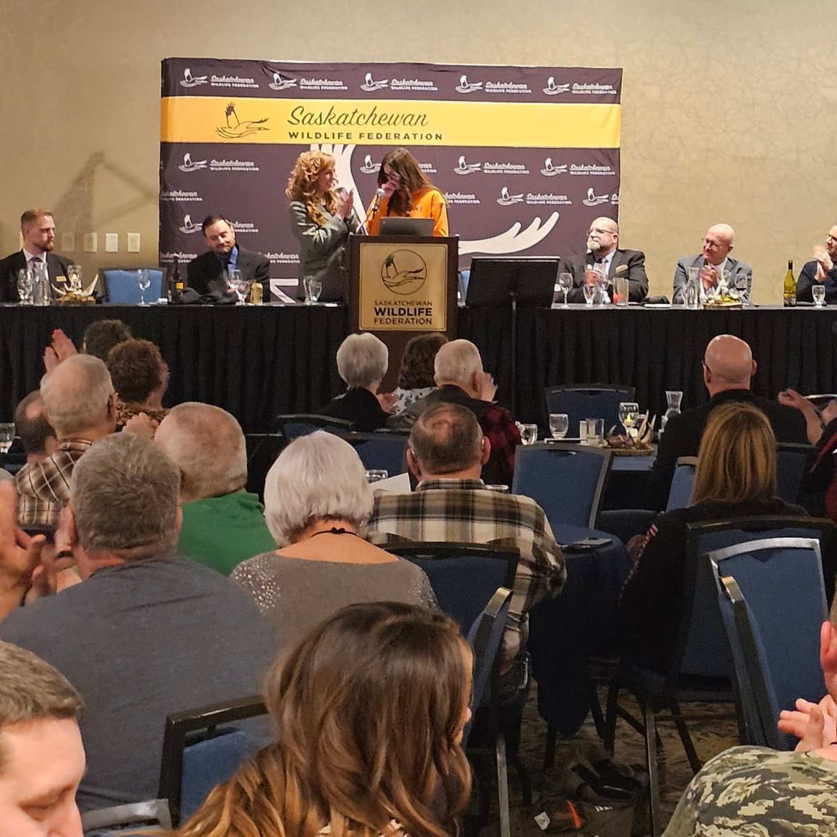 amandalynmayhew's tweet photo. I am still reeling from last nights seminar – so many participants told us how much they enjoyed every moment. Meadow totally rocked her very first time on stage in front of 250 captivated non-bored audience members! #Saskatchewan #takemehunting https://t.co/KAl1wsUFAd