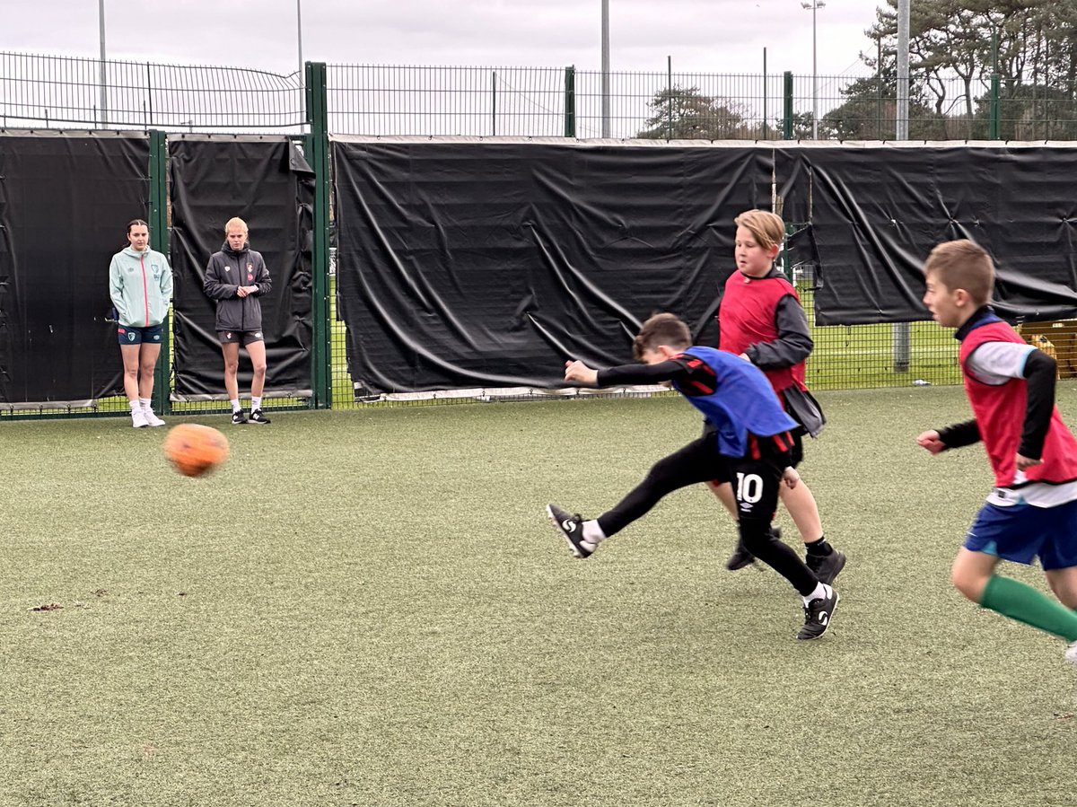 carlosradioguy's tweet photo. It’s a #JuniorCherries day at The Vitality &amp; George is loving playing @afcbournemouth … after his stadium tour. Looking forward to hearing his stories. https://t.co/2rh6qEGgDu