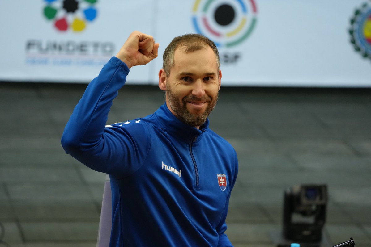 issf_official's tweet photo. Shot at the right moment 📸

#ShootingSport is full of emotions 👏

#ISSFWorldCup | #ISSFGranada https://t.co/zbiZb4WNaH
