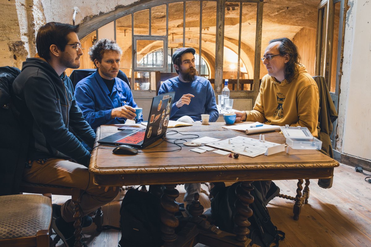 LaHordeTech's tweet photo. 🎮 Présentation de « Grave Digger » créé par le groupe de Robin, Karl, Doryan, Maxence, Mathieu et Dorian. Merci au jury composé par Paul, Maxime, Guillaume D et Vincent. 🎲
#gamedev #bordeaux #jeuxvidéo #lahorde #devschool #programmation #gaming https://t.co/q0Vck1jlDZ