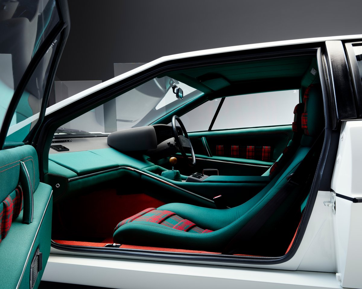 WeAreInk's tweet photo. @roadratmagazine Issue 16 - Produced in collaboration with @benedictredgrov, our new visuals of the Lotus Esprit will appear in the cover story of The Road Rat's 16th issue.

Click here to see the project: https://t.co/LwzojeTYhG

#INKcreativeretouch #lotusesprit #photography https://t.co/mwS4O1QUWU