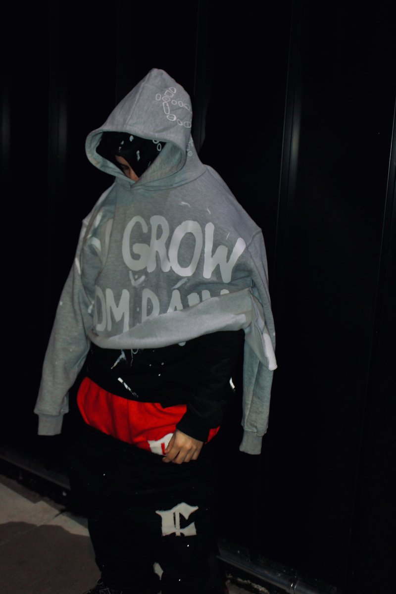 Available now

designsbysteeze.com