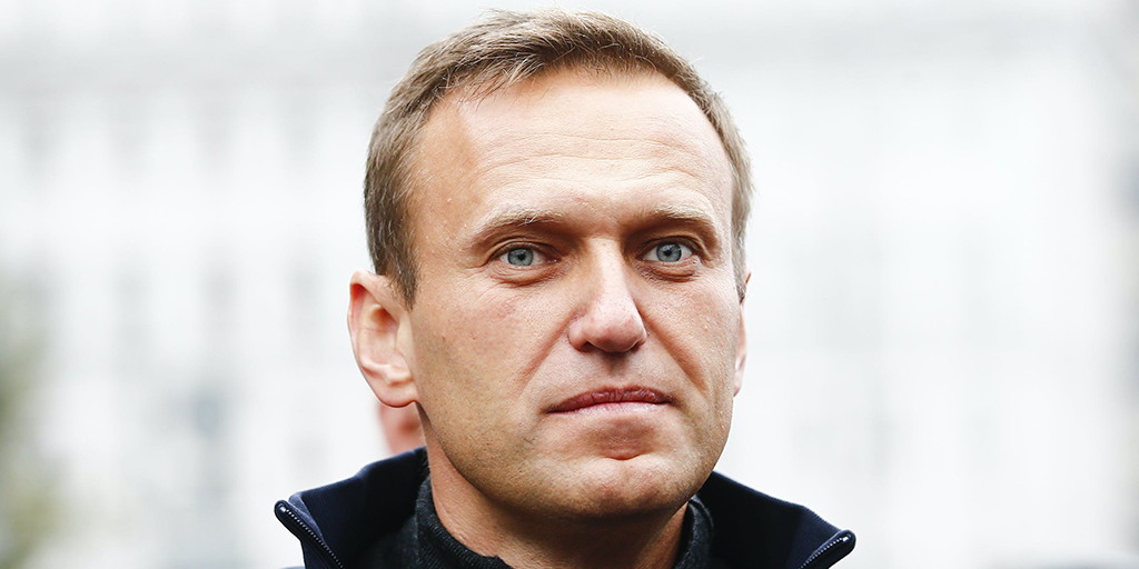 Alexeï Navalny est mort en détention dans une colonie pénitentiaire russe. Choc. Colère. Indignation. Fervent militant politique et anticorruption russe, Alexeï Navalny était l’un des principaux opposants à Vladimir Poutine. Ils l’ont tué.