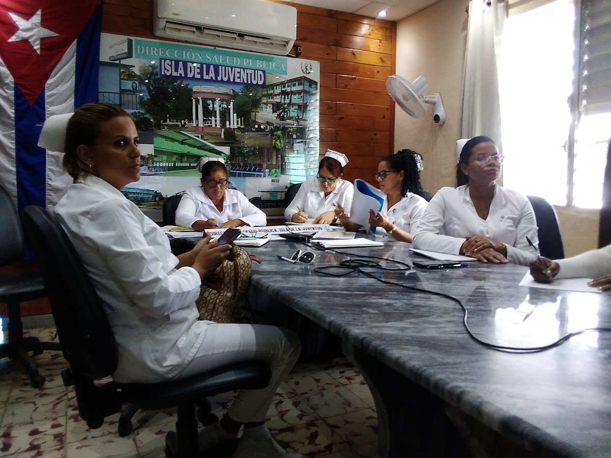 Se participa en video ministerial donde se evalúa implementación de los cuidados neonatales o parto respetuosos para garantizar mejor calidad en la atención Materno infantil.
#PorLaSaludNeonatal.
#SentirPinero.
#CubaPorLaSalud.