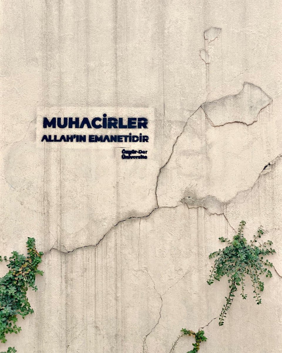 mosquesty's tweet photo. “Muhacirler Allah’ın emanetidir”
#MuhacirlereDokunma https://t.co/d2sF8K6Xti