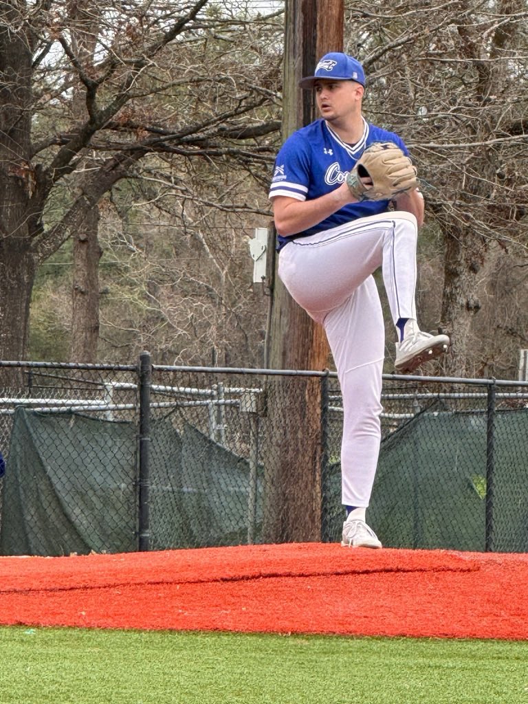 University of St. Francis Baseball (4-1) score 6 runs in the top of the 9th to win 9 to 4 over Louisiana Christian University (7-2) in the opening game of the Louisiana Christian Challenge. Thanks to Michelle Nolan and Audrey Stauffer for the pictures. #RollCougs🐾