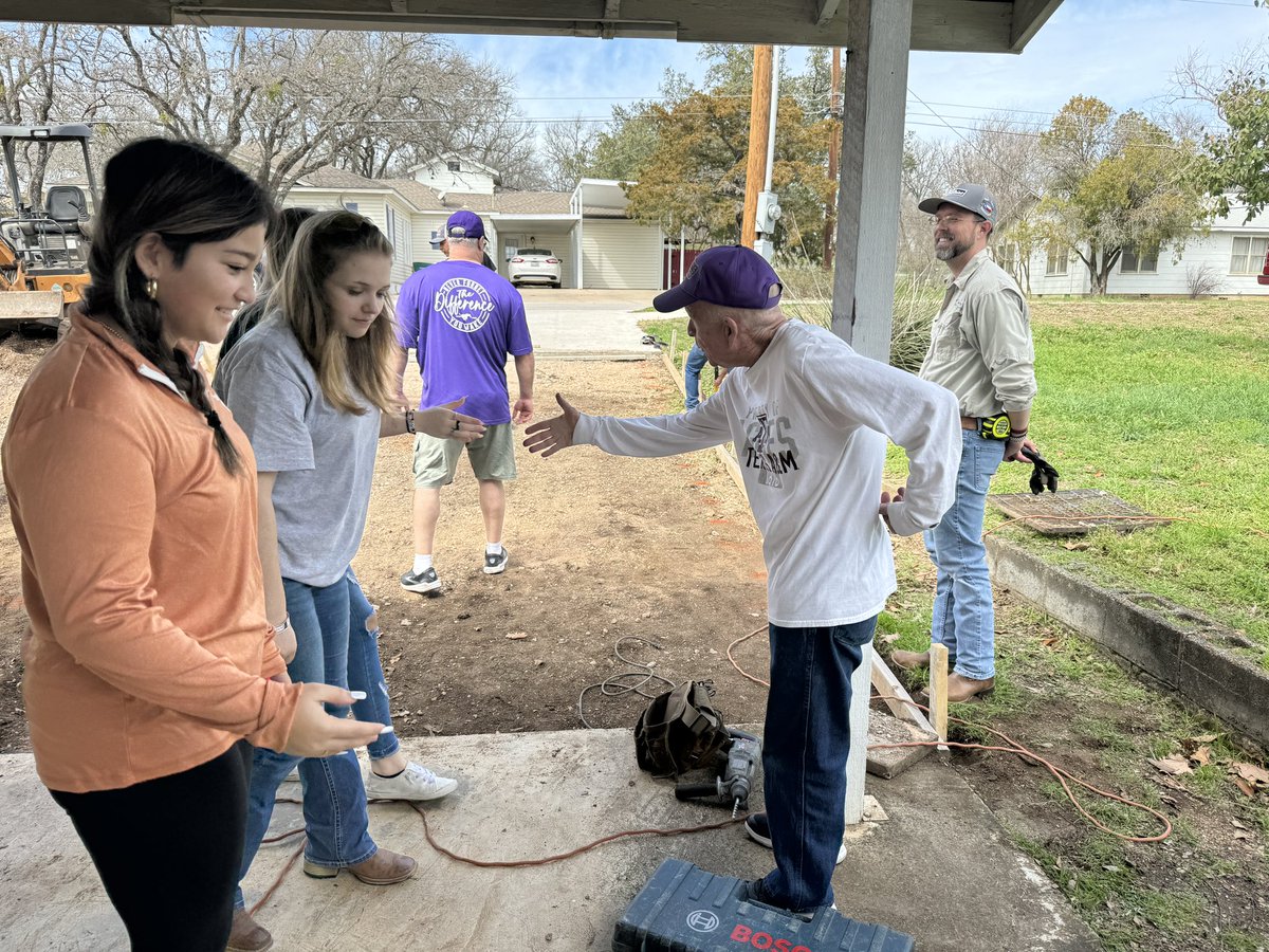 More service projects being completed by MFISD students around the district. #rickedwardsdayofservice

Falls on the Colorado Museum
Jimmy’s house
Living Love Animal Rescue Marble Falls