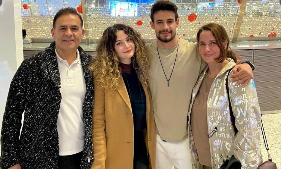 hak ettiğini alacaksın şampiyon dün de buradaydık bugün de buradayız yarın da burada olacağız 
KalbimizSeninle Karacakaya