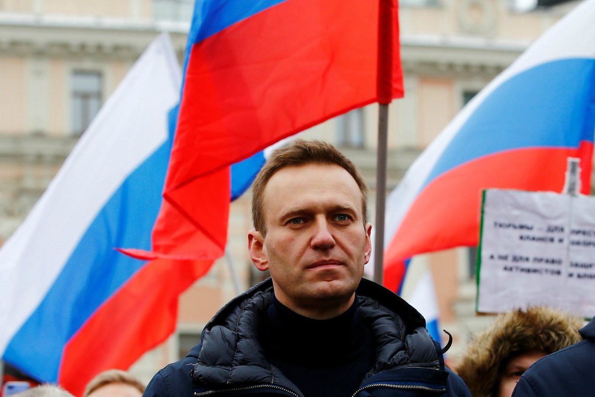 marcellocapetta's tweet photo. #Navalny ha fatto paura fino all'ultimo. La Russia libera scenda in piazza contro il regime di #Putin e per la #libertà.

#NavalnyDead #Putin #Russia #russiainpiazza #Regime https://t.co/pkWpfheRDe