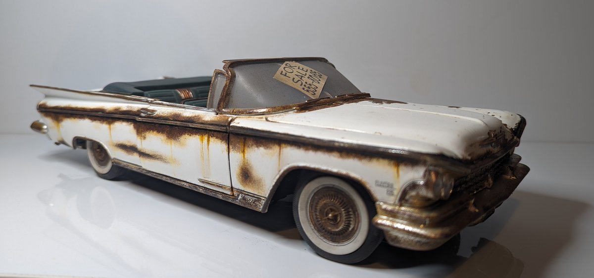 RustNDustUK's tweet photo. 1959 Buick Electra Barn Find now for sale on eBay: https://t.co/JgRKnB3haC
#Buick #BuickElectra #BarnFind #RoadSignature #Diecast #Diorama #RustNDustUK https://t.co/RNste00jDG