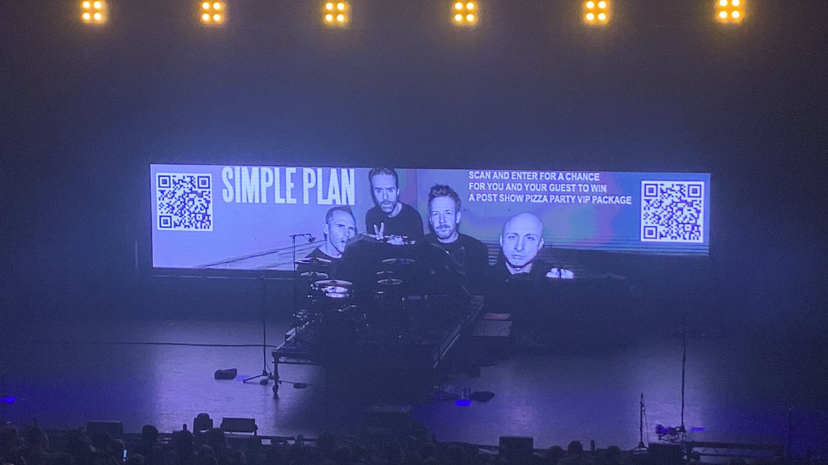 Taking the twins to their first concert tonight to see @simpleplan at @EventimApollo Hammersmith! 18 years since my husband first saw them! #imjustakid #london