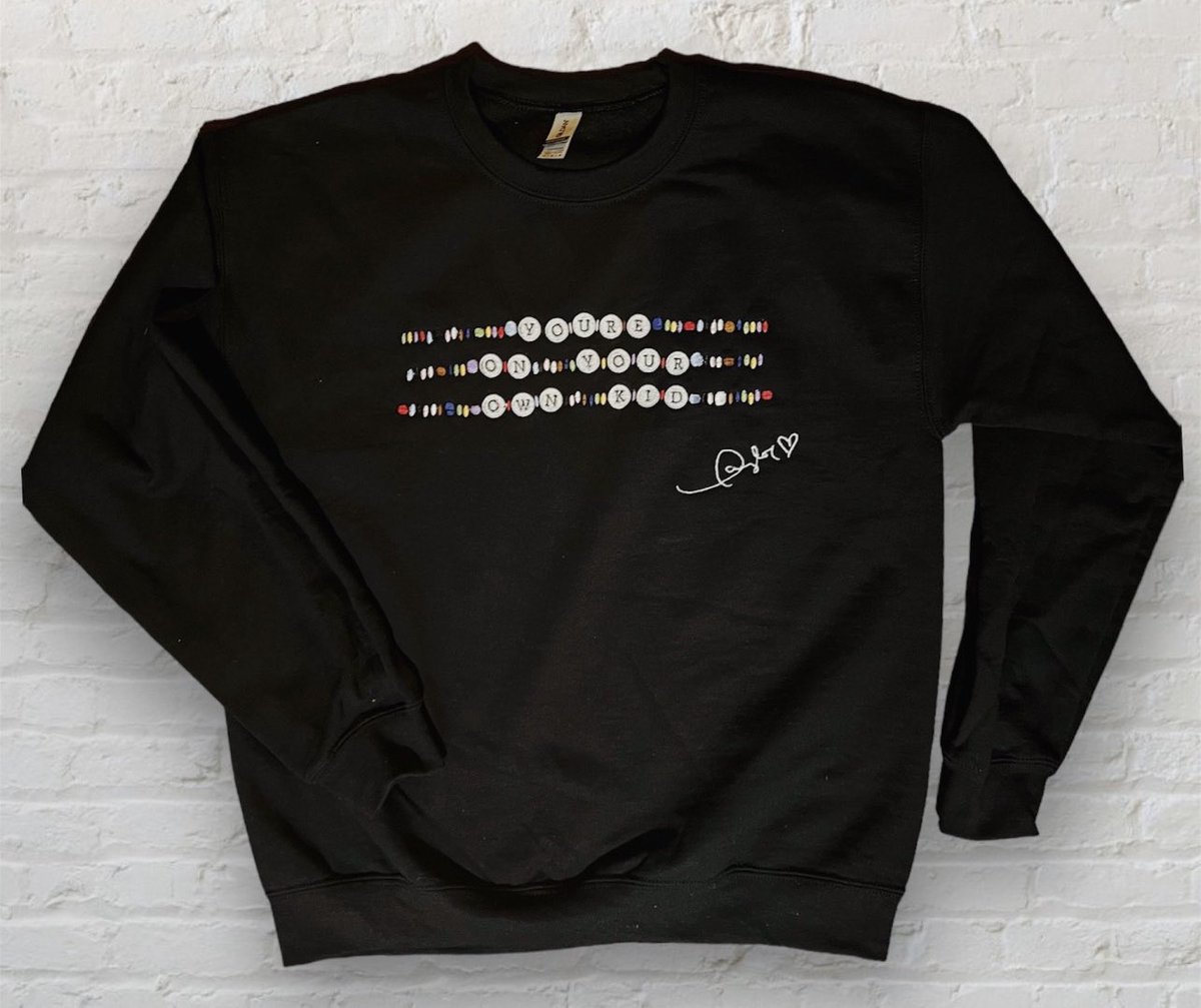 yourillus1onist's tweet image. GIVEAWAY!! 🤍

Winner can choose ANY shirt in my shop! Or if you have an idea that you’d like embroidered/printed, I can try to do it!

To enter:
• Repost
• Follow me (so I can DM you!)

Ends at 11:59pm EST on 2/22.
Winner will be chosen on Friday 2/23.
Open internationally! 🫶