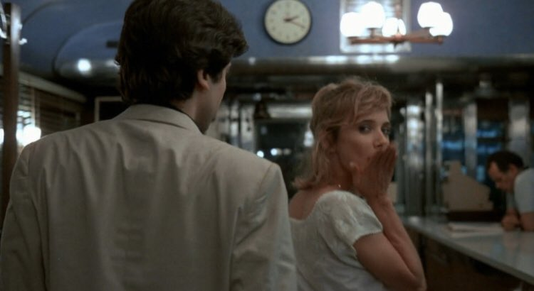 TheCinesthetic's tweet photo. after hours (1985) dir. martin scorsese https://t.co/MIU3mODdZ2