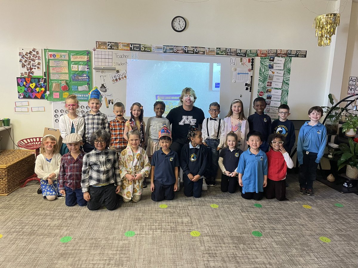 MNFBDEV's tweet photo. Mr. Stolsky rode down to Apple Valley and visited with THE KIDS at Fit Academy. 

@TylerStolsky https://t.co/ohysg0vCrh
