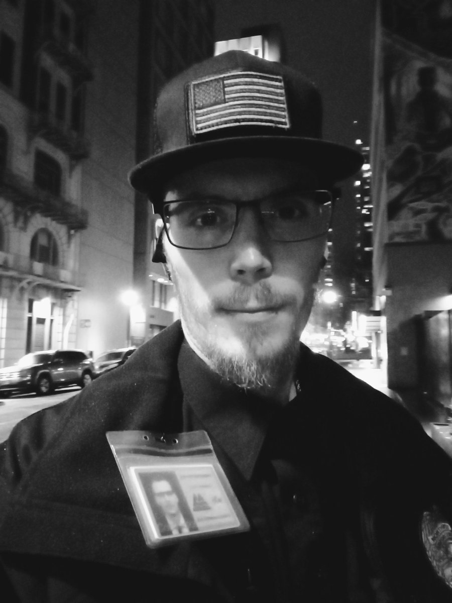 OfficerHannold's tweet photo. Downtown Portland Oregon.

#portland #portlandoregon #oregon #oregoncheck #city #security #securityofficer #securityofficersoftiktok #securityofficerlife #securityofficeroftiktok #x #securityguardlife #patrol #patrolofficer #downtown #citylife #usa #america #photo #selfie https://t.co/jGQ5zm5Koi