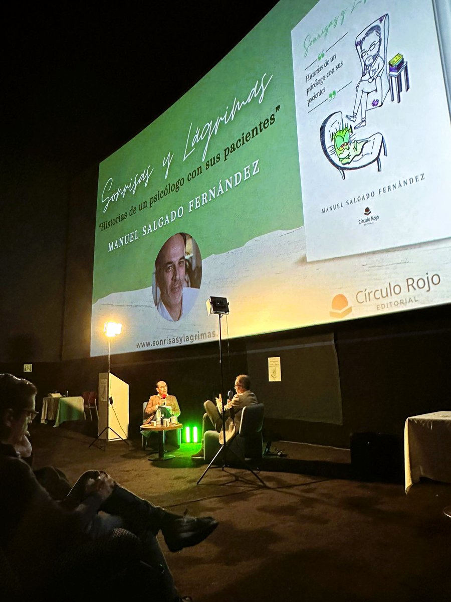 CAIRYS's tweet photo. Ayer fue un día mágico y muchos amigos quisieron acompañarnos al nacimiento de un nuevo 📗 
Agradeceros de 💗 el apoyo recibido y a los que no pudieron asistir deciros que podéis adquirirlo en https://t.co/VJLlmNPPBO y pertenecer así a su Comunidad.
🙏Gracias @GRayoVictor, Chapó https://t.co/PPRIodFDwb