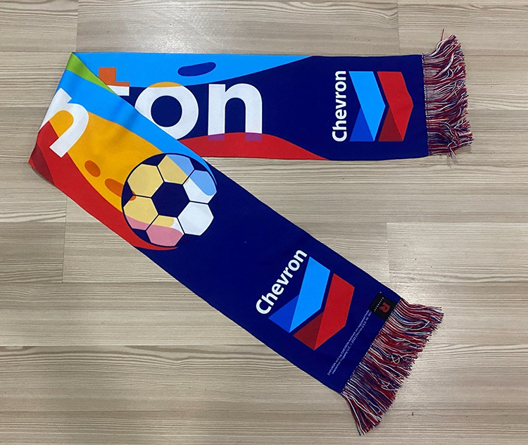 ruffneckcanada's tweet photo. Check out these amazing #summerscarves. These beautiful scarves are sublimated so you can include all the details and colours you like. Get a quote at https://t.co/FPEu8qPOxE #customscarf #summerscarf #sublimatedscarves  #SoccerScarf #soccerscarves  #teamspiritwear #spiritwear https://t.co/UlLTKB6HG0