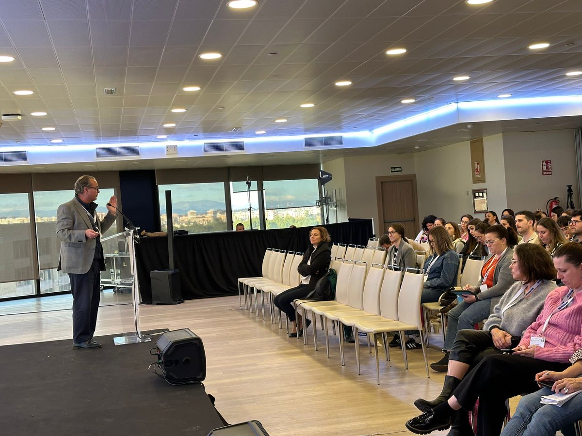 Un honor y un placer acompañar a la SEHER y a su Presidenta, la Dra. Lola Pérez del Caz, en su XII congreso nac. de heridas y quemaduras, para atender los TIPS y lo TOP en estos escenarios complejos. Hemos podido desmitificar dogmas, y defender el “menos es más” en Antibióticos.