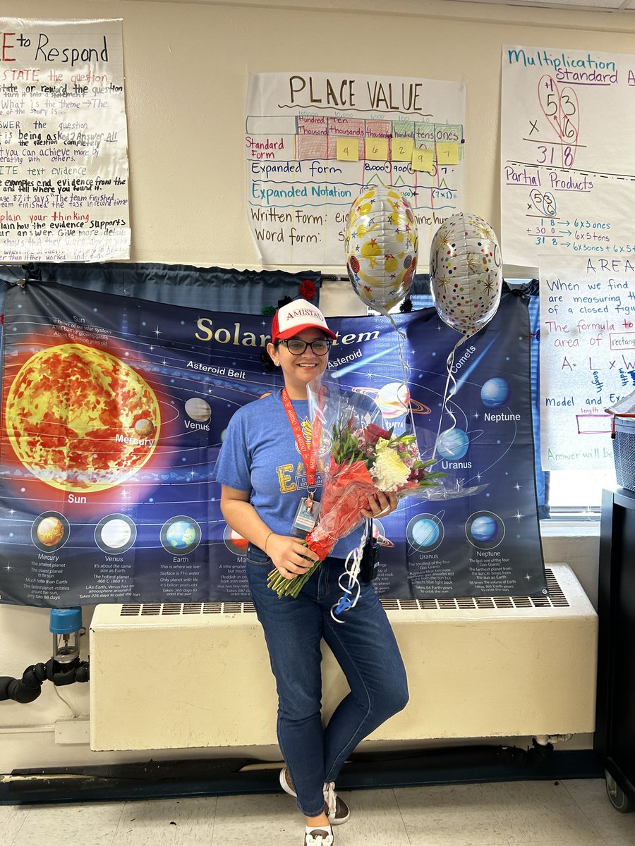 DeZavalaFWISD's tweet image. Congratulations Mrs. Bukowski!!! Teacher of the year 23 - 24  #FWISD #4housesonedzfamily #DeZavalaCommunity @dbenavidez2 @MarletteMartin1 @MichelleDuke40