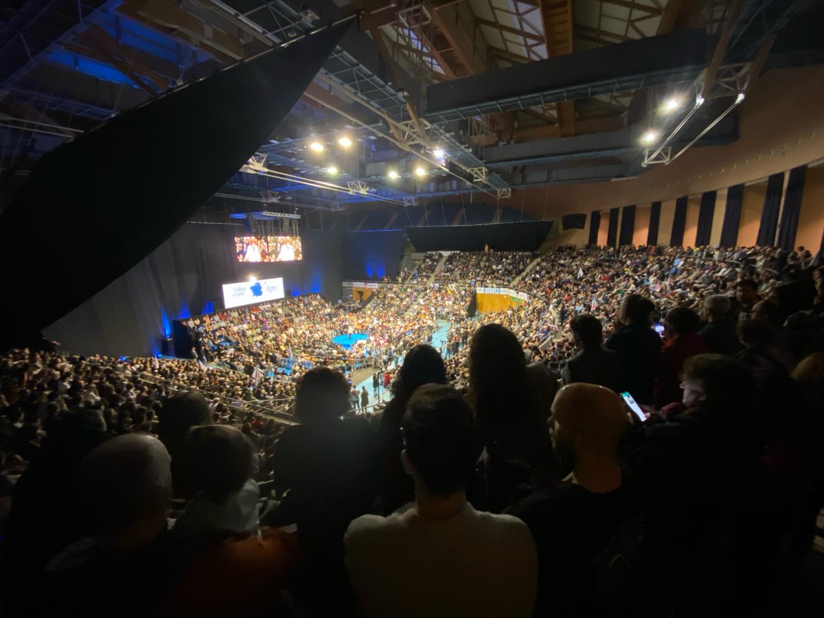 Ana Pontón (<a href="/anaponton/">Ana Pontón</a>): «Fronte a campaña das ideas e da ilusión que fixo o BNG estaba a do PP, a da mentira e da manipulación, unha campaña en B, como a do seu financiamento.

Imos gañar a pesar da utilización dos medios públicos, tanto da Xunta como da CRTVG. »