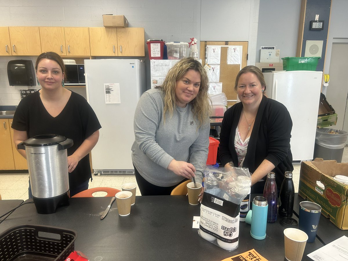 Biidaasigemanps's tweet photo. Today was our Readers Cafe. Students enjoyed a hot chocolate made by our amazing SCC and were each given a bookmark designed by our bookmark contest winner. Congratulations Ethan! #WeAreBiidaasigeMandaminPS @DDSBSchools https://t.co/crSG0tm97i