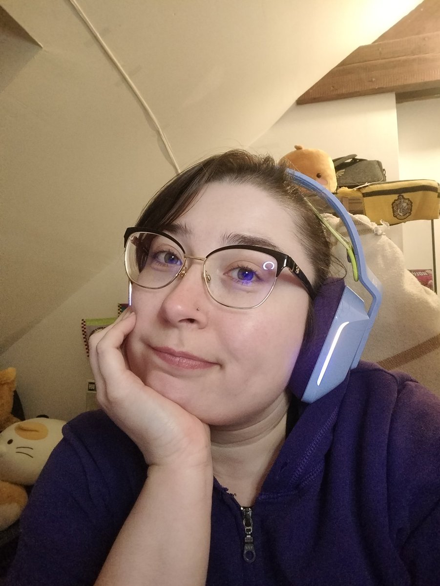 C'est l'heure de continuer notre quête du Pokedex parfait dans Pokémon Arceus!
Tu viens papoter avec nous?

/oOoTendernessoOo
Lien en réponse