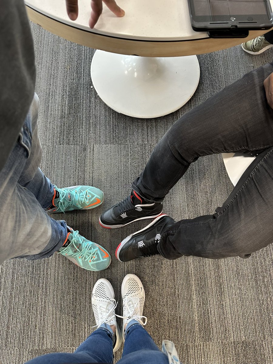 PiperDushunATT's tweet photo. #kicksAtWork Goats 🐐 Of Prosper!! @amlong_megan @NTX_Diggs #sneakerhead #kicks https://t.co/VzndYs4LNv