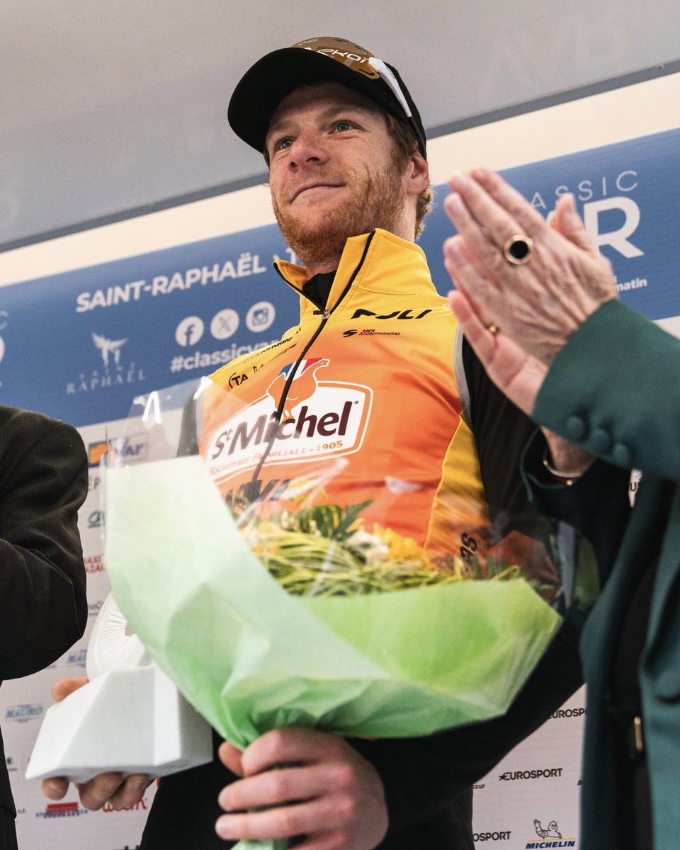 Classic Var tweet media