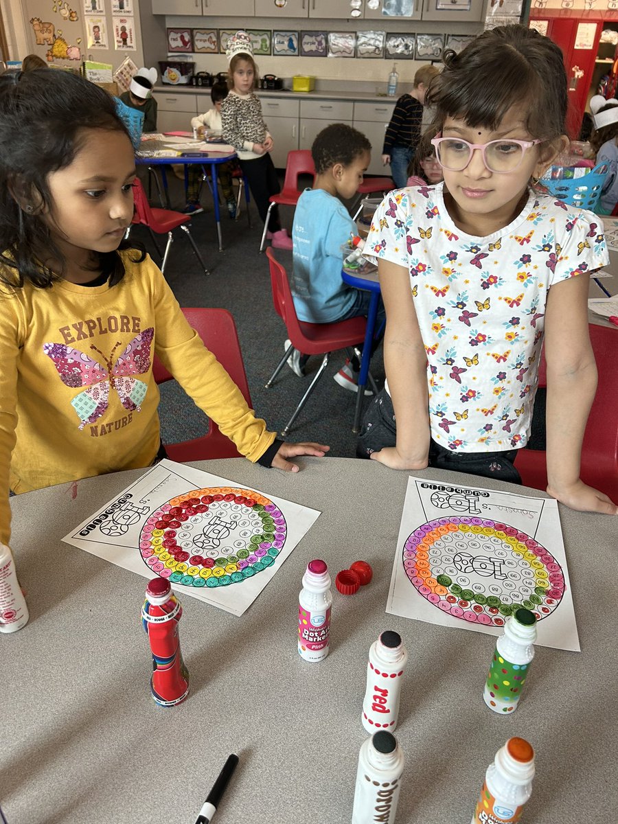 Happy 100th Day of Kindergarten! 🙂 <a href="/SLCSDolsen/">Dolsen Elementary</a>