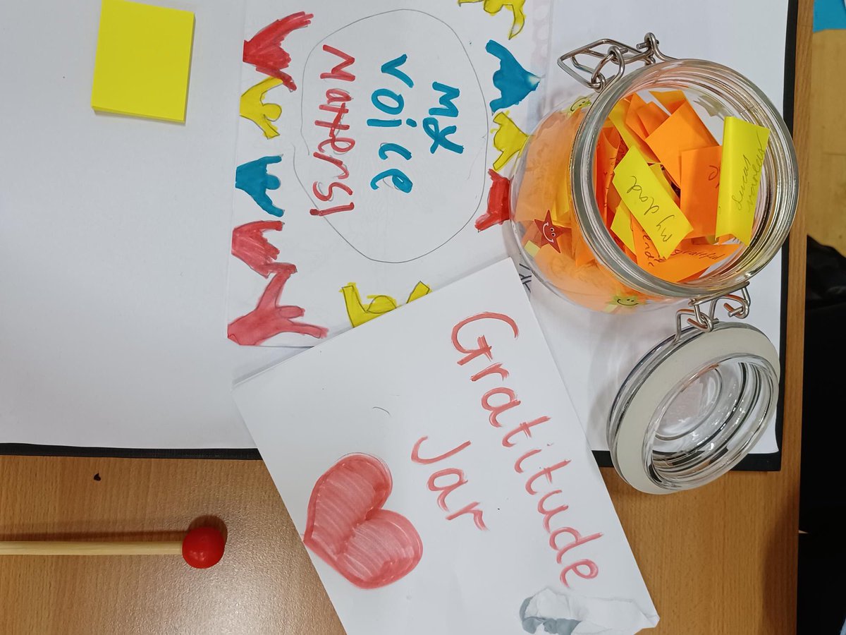 Susantullett tweet media