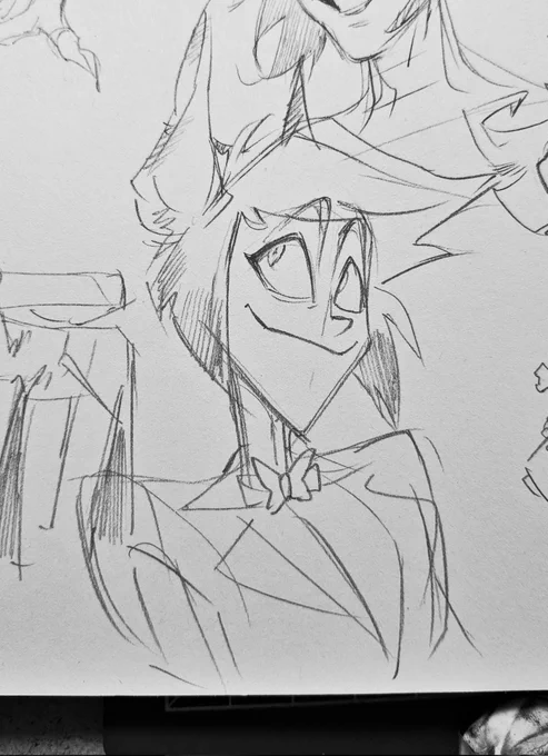 And 2 more separately, in fact I think this is the softest alastor I've ever drawn.
I like to draw good complete works, but still I like to draw sketches more. They really do look better.
And sketches take less time 