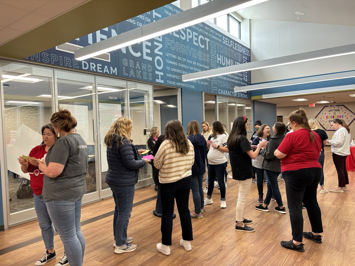Dr. Lee Wright (@mrwrightgigem) on Twitter photo So thankful to our friends at <a href="/N2Learning/">N2 Learning</a> who inspire our Teacher Leadership Institute cohort to advance the vision of public education in Texas. <a href="/TomballISD/">Tomball ISD</a> #TomballPL So thankful to our friends at <a href="/N2Learning/">N2 Learning</a> who inspire our Teacher Leadership Institute cohort to advance the vision of public education in Texas. <a href="/TomballISD/">Tomball ISD</a> #TomballPL