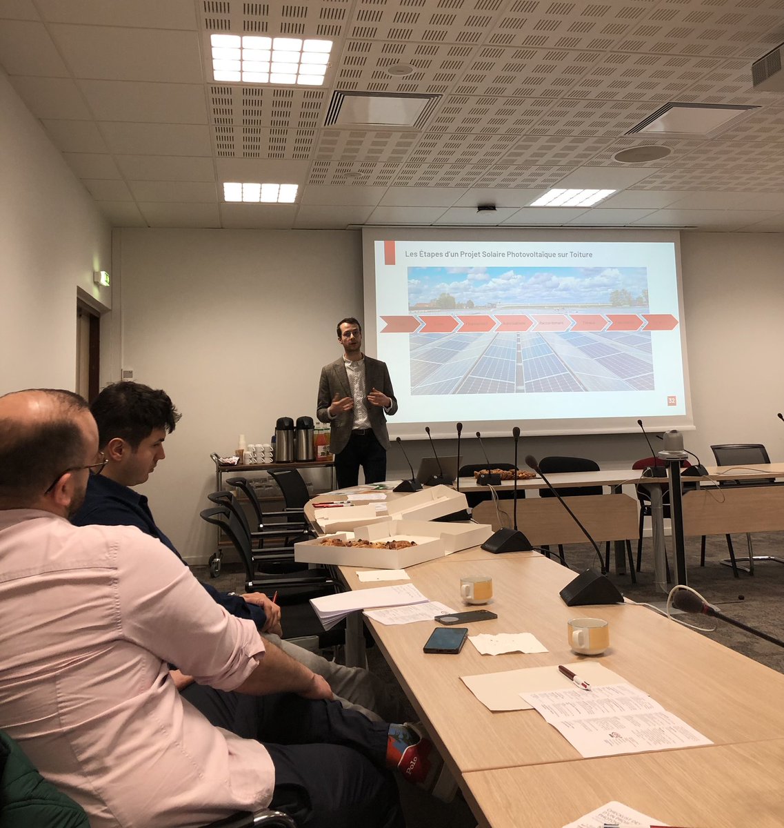 Merci à <a href="/BretagneCma/">CMA_Bretagne</a> pour l’intervention au <a href="/CMBretagne/">CMBretagne</a> sur les étapes d'un projet solaire. Mention spéciale à David Bronsard pour sa présentation inspirante 👍<a href="/CMBretagne/">CMBretagne</a> , acteur de la transition environnementale ♻️🌲🌳