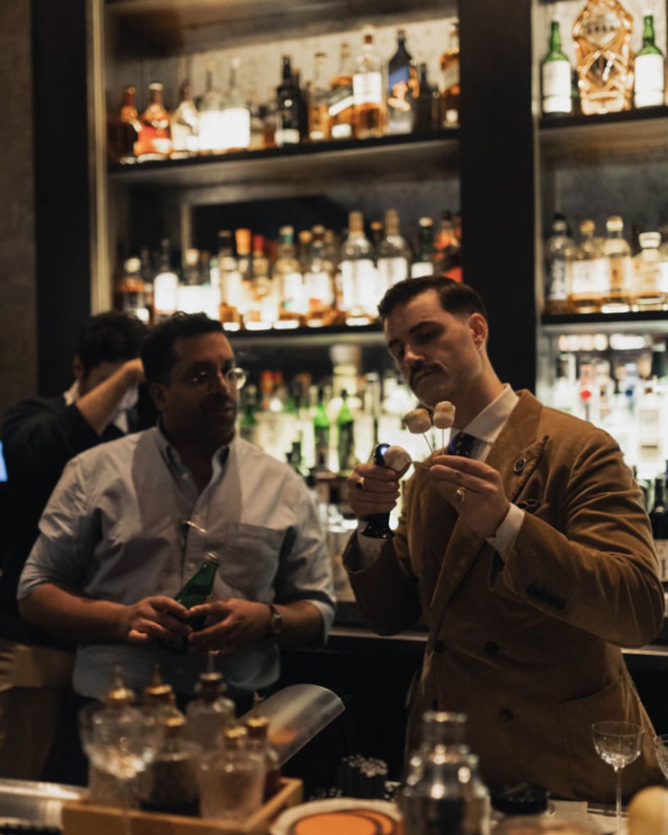 FairmontRYH's tweet photo. This week, we had the pleasure of hosting guest bartenders Ryan @mrlyan and Daniel from Seed Library @seedlibraryshoreditch. They crafted bespoke cocktails inspired by both London and Toronto. We express our sincere gratitude for curating an evening filled with enjoyment. https://t.co/PfvcU4mljG