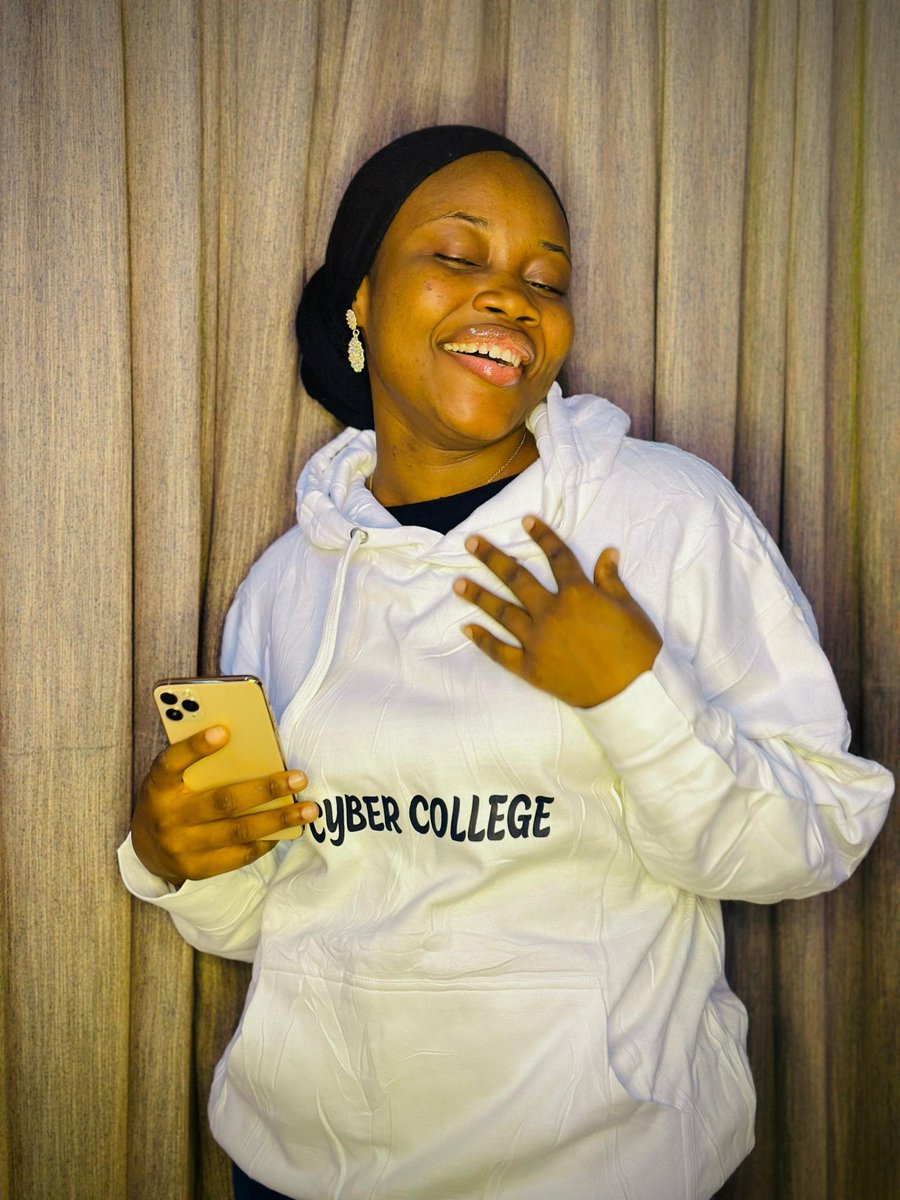 Korphy2's tweet photo. TECH ORIENTATION EVENT COMING UP SOON  🔥 

HOST: CYBER COLLEGE 💻 

LEARN TECH, BUILD &amp; EARN 💸   

@cybercollege_ https://t.co/z0fF0XYpk7
