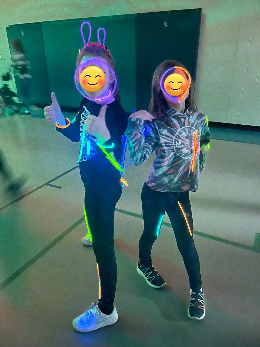 Ss had a great time at the glow-in-the-dark dance!🌟🪩 <a href="/ps_baxter/">Baxter Central PS</a>