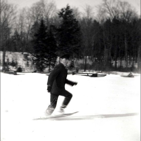 It's almost time to dash into the Family Day long weekend! Don't forget that if you're taking part in Dysart Recreation's Fun in February program, we can help you check some activities off your list (like snowshoeing!), which means you get more entries to win great prizes!