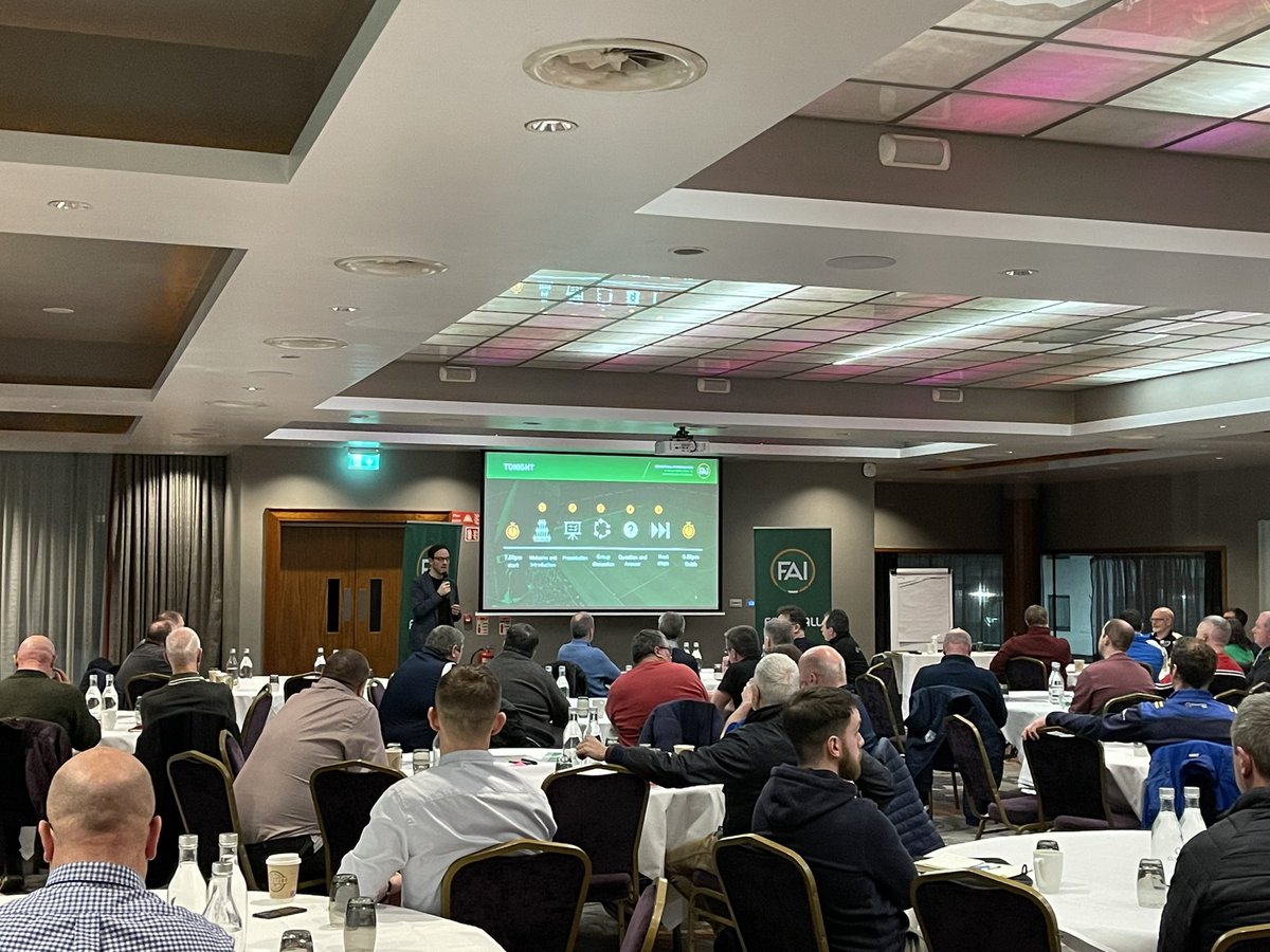 Katielyons190's tweet photo. 4 nights, 400+ league officials, coaches, volunteers! 

Plenty of discussion and more insights as phase 2 of the FPP consultation is now complete ✅

#morefootballmoreoftenmorevariety https://t.co/6npbKo1kC9