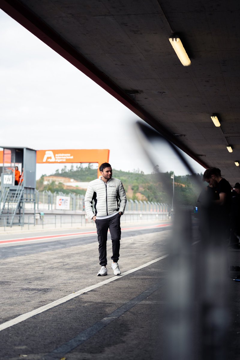 Chris McCarthy tweet media