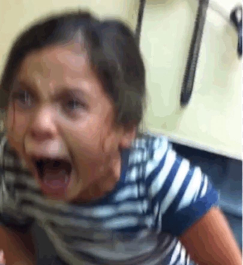 izzy_coronado's tweet photo. RED AND YOU'RE LOSING ME NOOOOOOOOO https://t.co/24mbLOmZcN