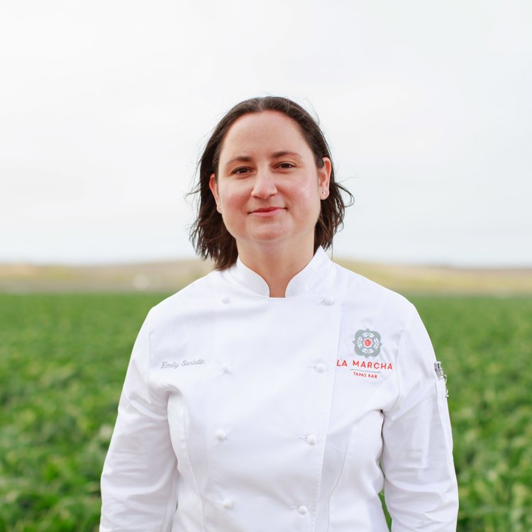 Meet Chef Emily Sarlatte: A culinary enthusiast hailing from Oakland, whose passion for food ignited alongside her father in the kitchen. From Laney College to the flavors of Spain, her journey led her to helm the kitchen at La Marcha, Berkeley. 
#LaMarcha #BerkeleyEats