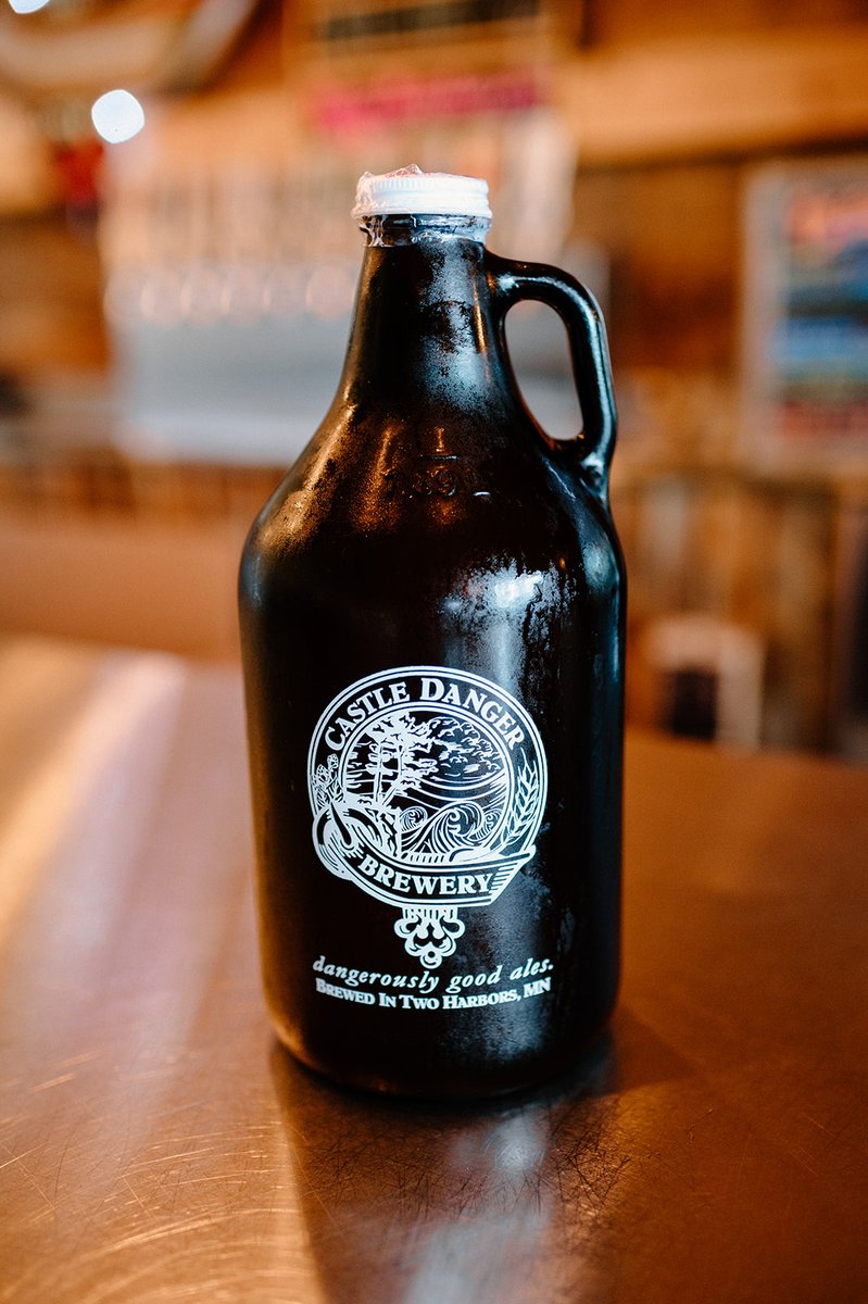 cdangerbrewer's tweet photo. Growlers are best served with friends. 🍻
Tag who you want to share a growler with.
Every Sunday, buy one growler or crowler and get the next one 50% off!
#growlers #castledangerbrewery #twoharborsmn #craftbeer #beertogo #stockupsunday https://t.co/BBQpG9TmwE