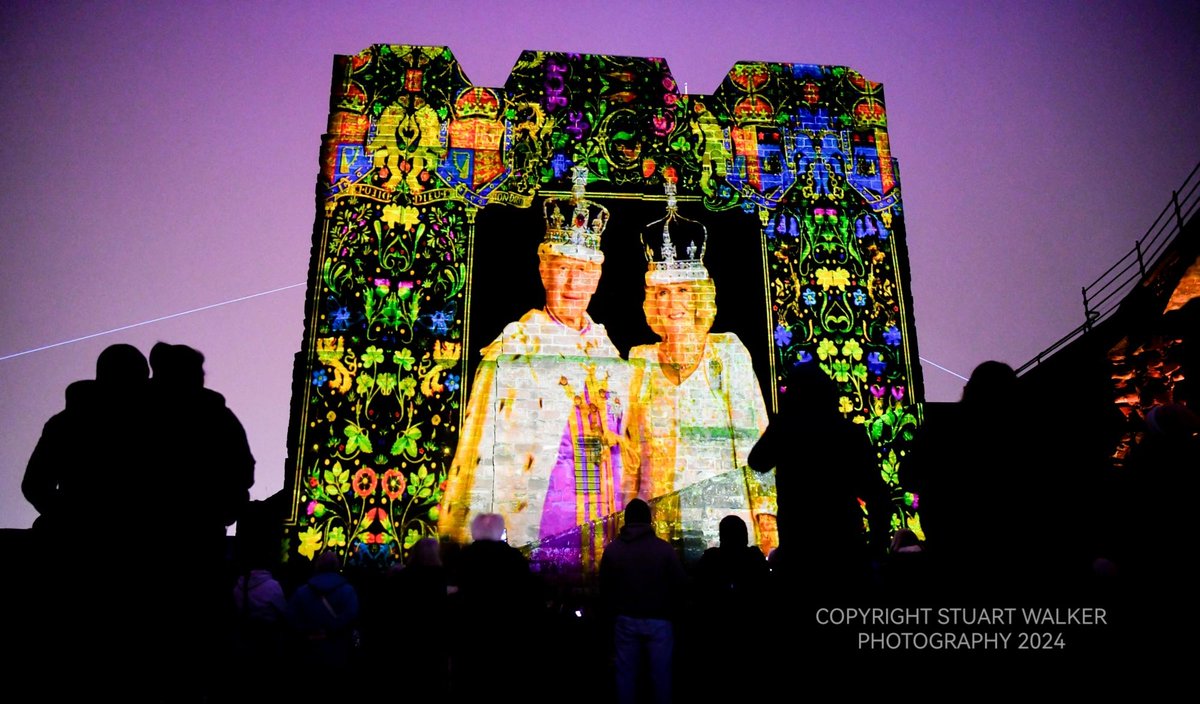 StuWalkerPhotos's tweet image. This event just keeps getting better. The Light District: Crown and Coronation by @luxmuralis and @HRP_palaces projected onto the historic buildings of Carlisle.