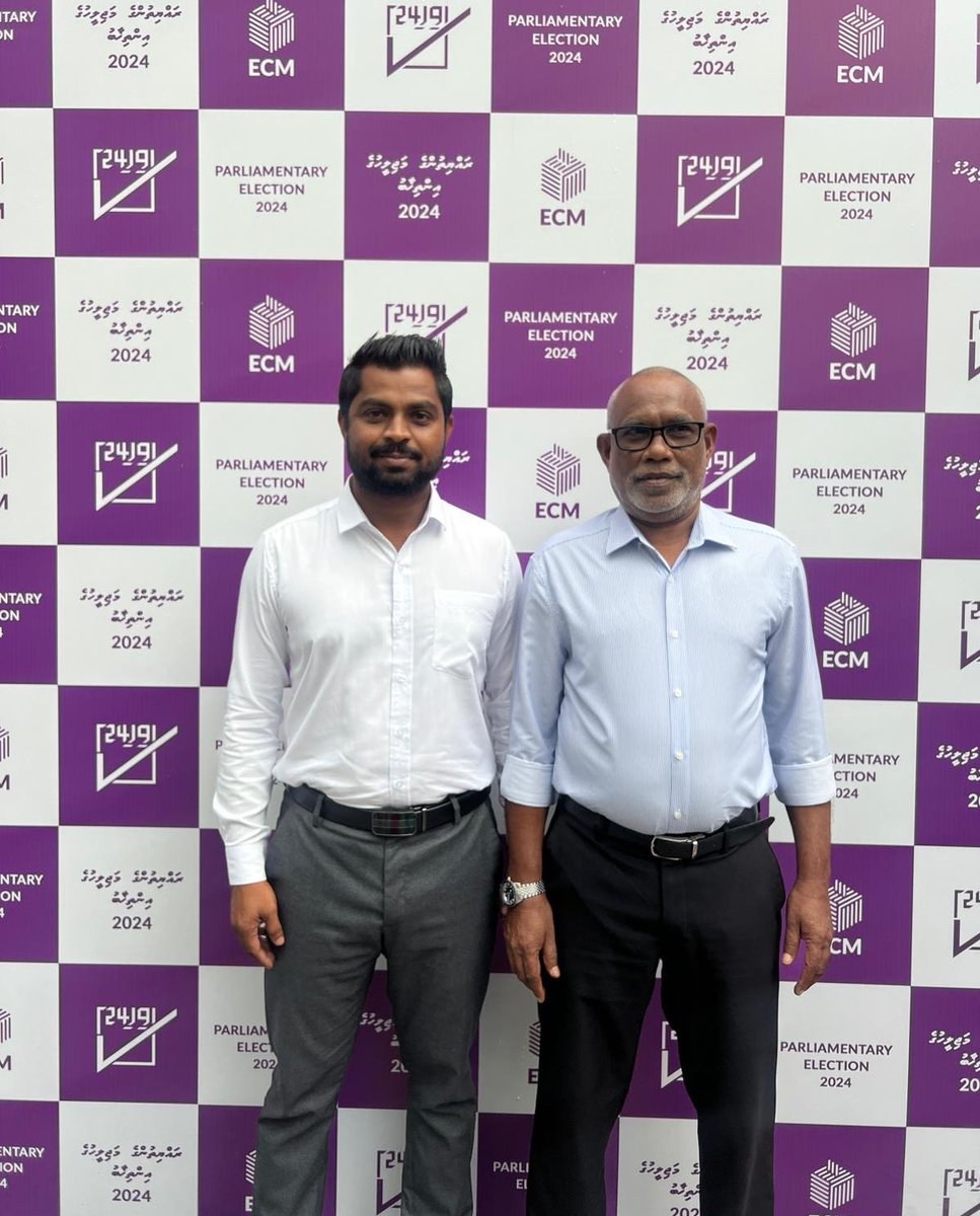 Tha. guraidhoo dhaairaa hurihaa rayyithun vegen Candidate no.3 ✅ gai faahaga jahsavaaa !
<a href="/Banafsaa/">Abdul Raheem Abdulla</a> <a href="/Hanan_Moh_R/">Hanan Mohamed Rasheed</a> 
#hante2024
