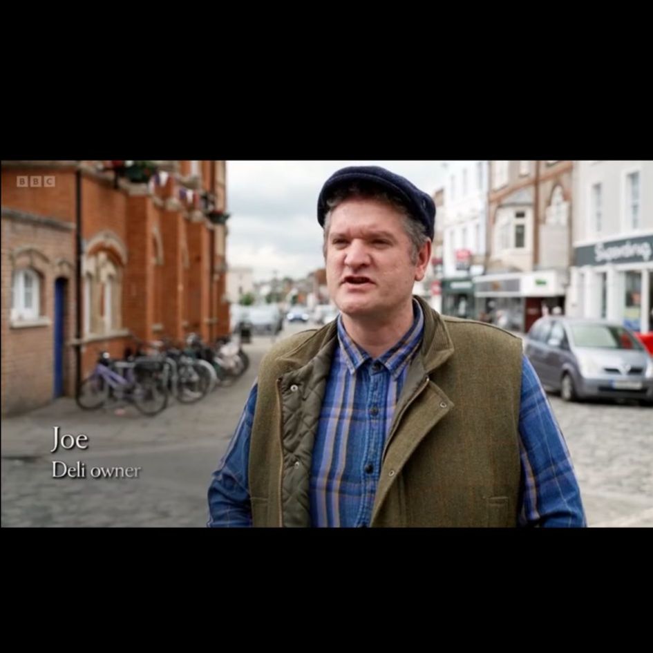 Our market manager Joe and from <a href="/TheDeliatNo5/">The Deli at No.5</a> was on Escape to the Country by the BBC he was interviewed about Thame and local markets, due to advertising restriction he wasn't allowed to go in to specifics! But if you would like to watch it's on iPlayer episode 24 Oxfordshire!