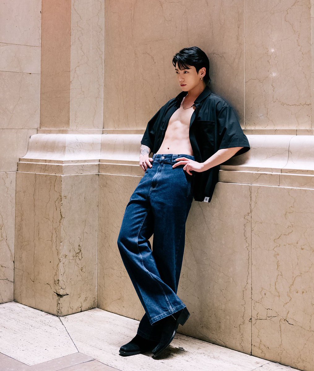 JJK_GUIDE's tweet photo. 📸 JEON JUNGKOOK X CALVIN KLEIN

JEON JUNGKOOK X CALVIN KLEIN
#JUNGKOOKxCALVINKLEIN  #JungkookForCalvinKlein
#JUNGKOOK #정국 @BTS_twt https://t.co/osJyeMV0X1