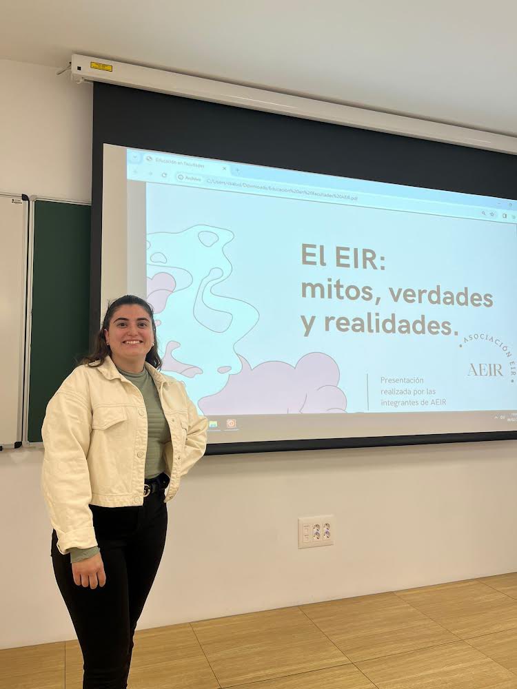 Asociación EIR (@asociacion_eir) on Twitter photo 🧑🏻🎓El proyecto de charlas EIR en Universidades sigue adelante para dar visibilidad en las universidades con un enfoque más cercano y realista.
¿Quieres llevar estas charlas a la universidad donde te formaste? Escríbenos a educacion@aeir.es y súmate! 🧑🏻🎓El proyecto de charlas EIR en Universidades sigue adelante para dar visibilidad en las universidades con un enfoque más cercano y realista.
¿Quieres llevar estas charlas a la universidad donde te formaste? Escríbenos a educacion@aeir.es y súmate!