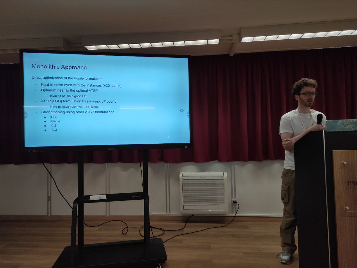 #8AYW #Day3 #DynamicUncertainOptimization
<a href="/FrnCava/">Francesco Cavaliere</a> introduces a novel formulation for the Time Window Assignment Traveling Salesperson Problem with Stochastic Travel Times and exploits Benders' decomposition #orms