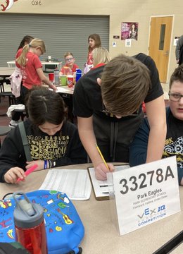 MadisonGrantUSC's tweet photo. Three Park Elementary robotics teams competed in a competition recently, and Team A won! These fantastic students will compete in the state championships at Lucas Oil Stadium in March. We’re so proud of them!

📸: @SkleeMG #WeAreMG https://t.co/xVc7qs4DuB